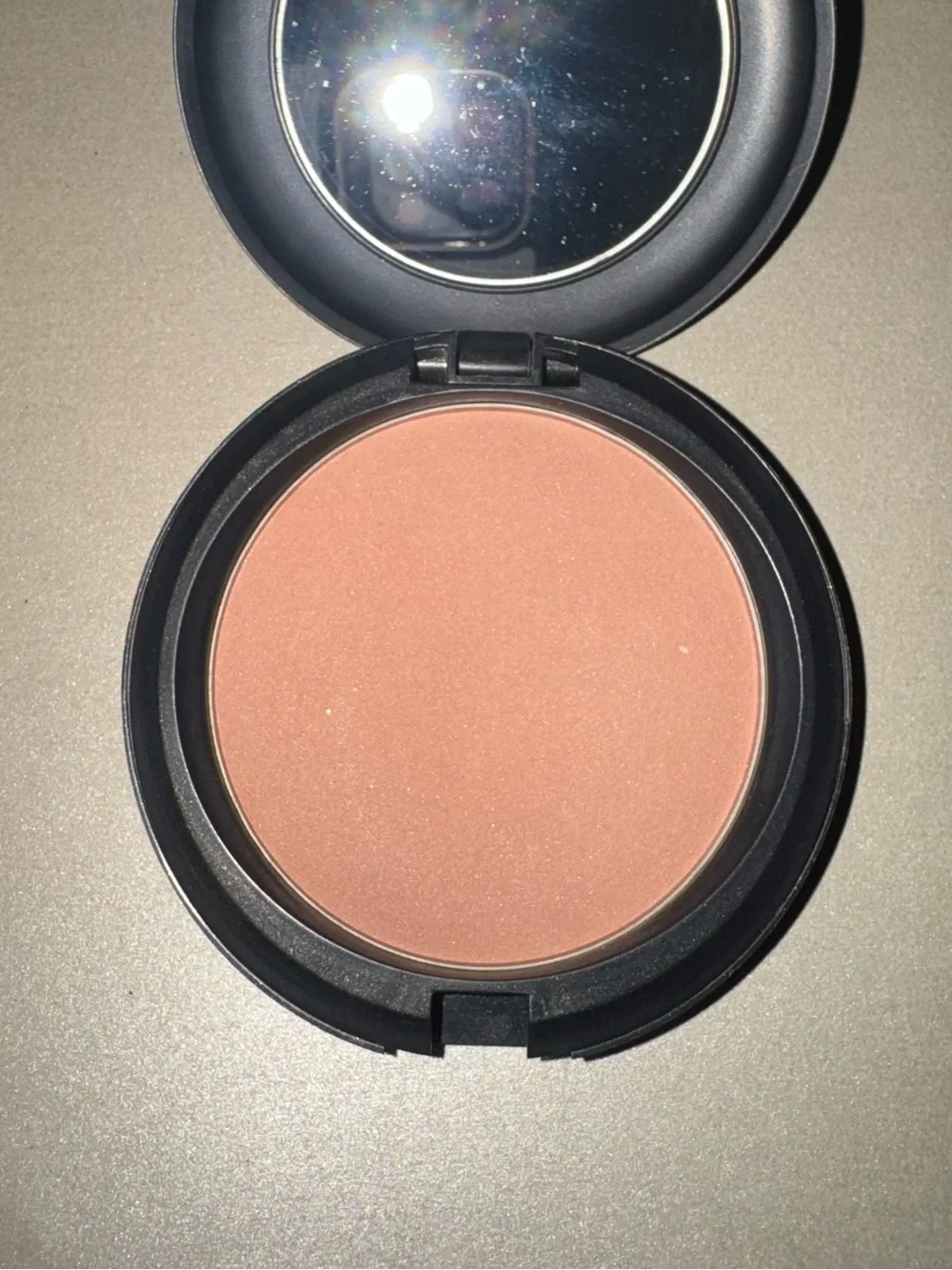 MAC Suntwist Beauty Powder-Novel Twist Collection